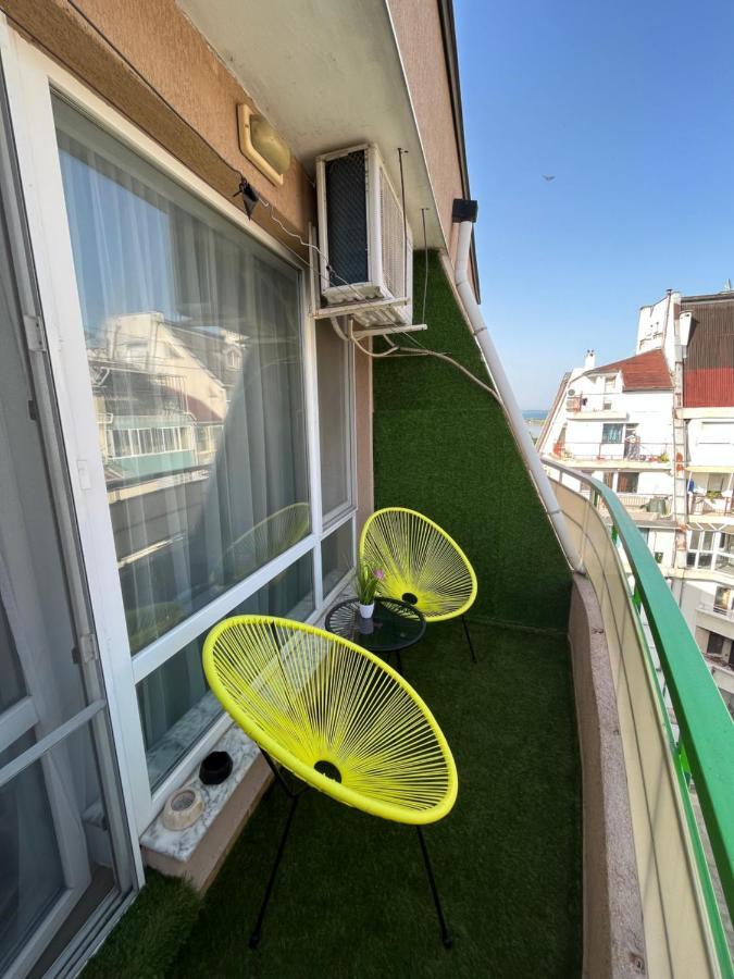 Apartment Happy Holiday 2 Бургас Экстерьер фото