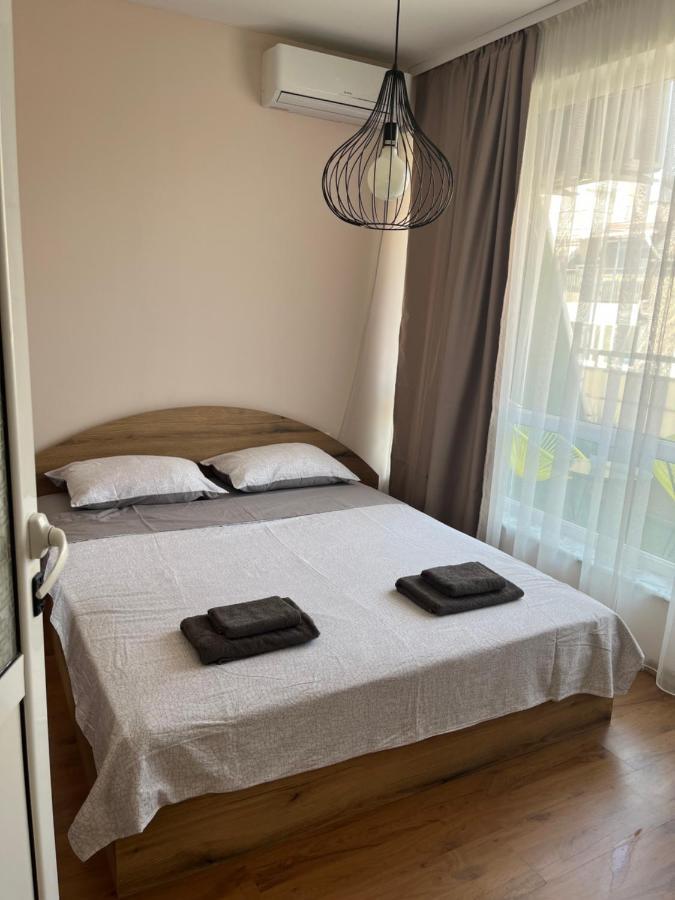 Apartment Happy Holiday 2 Бургас Экстерьер фото