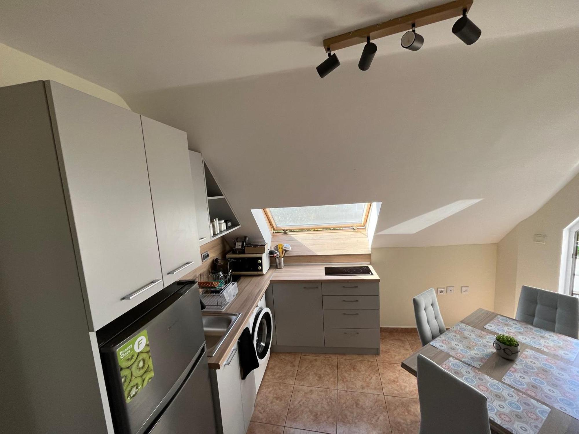Apartment Happy Holiday 2 Бургас Экстерьер фото